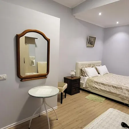 Jon Apartment
